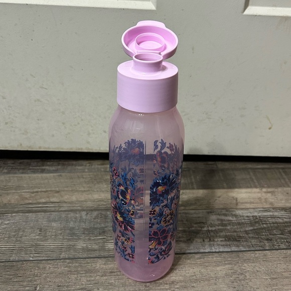 Tupperware Vera Bradley Pink Cloud Vine Multi Floral water bottle BPA Free - Picture 5 of 5